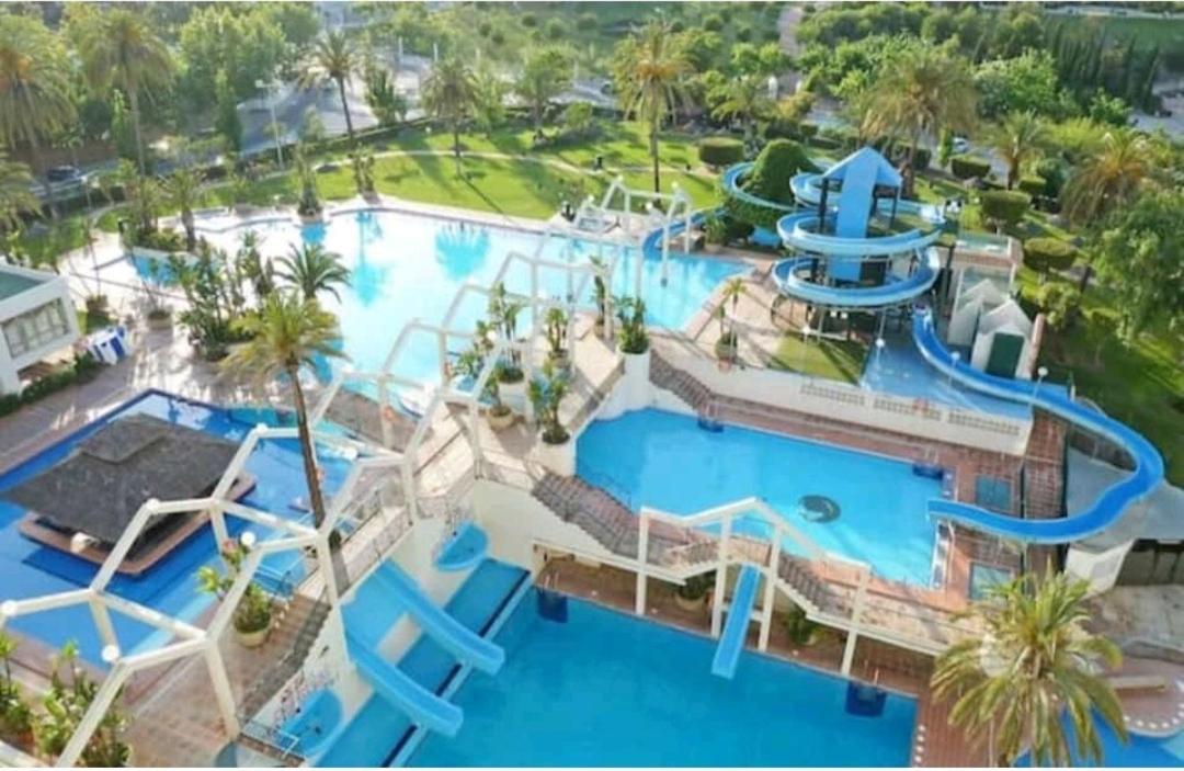 El Estudio De La Playa Benalbeach Vistas Al Mar بينالماذينا المظهر الخارجي الصورة