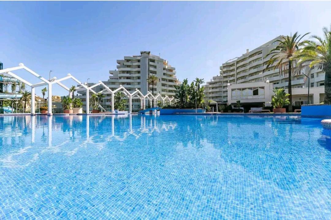 El Estudio De La Playa Benalbeach Vistas Al Mar بينالماذينا المظهر الخارجي الصورة