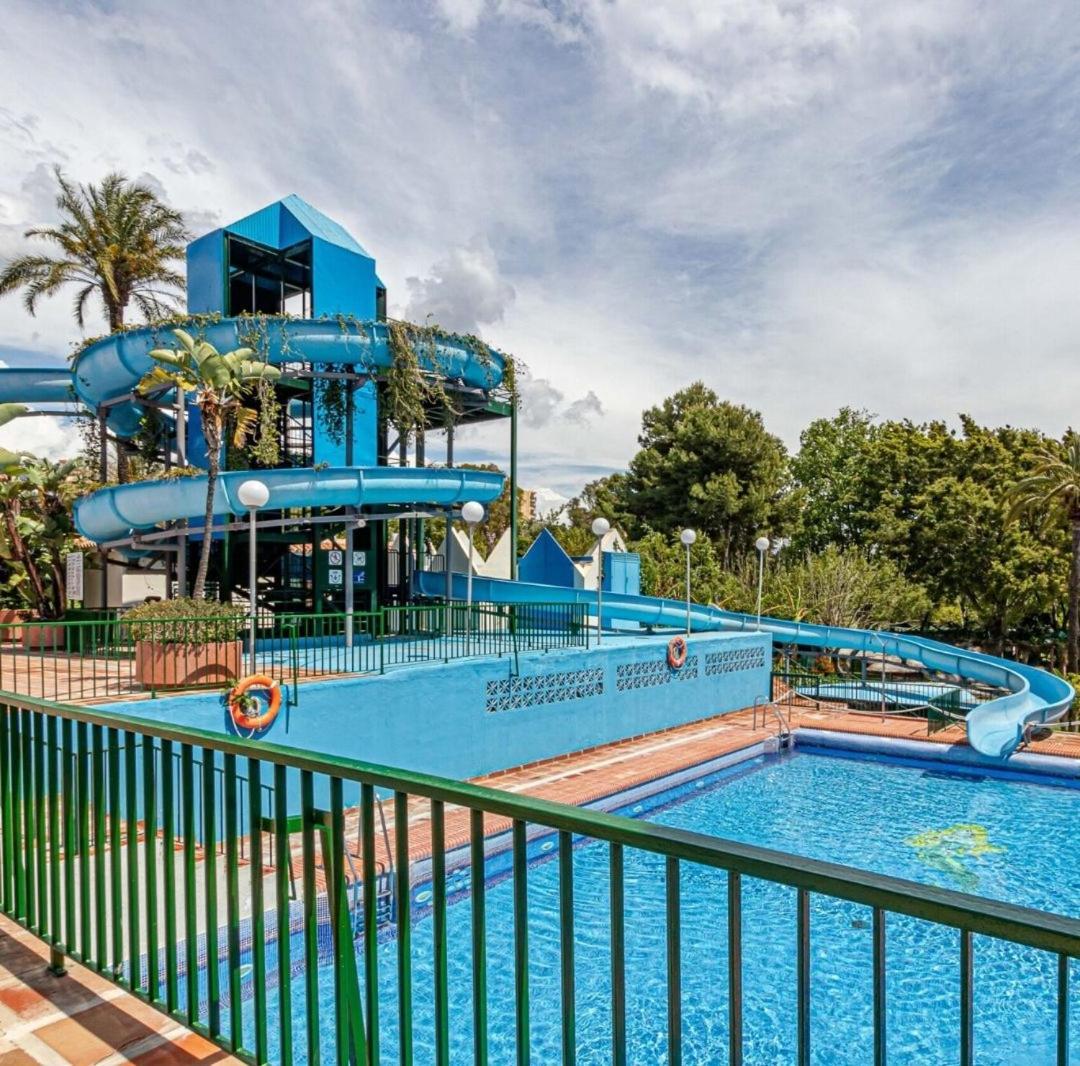 El Estudio De La Playa Benalbeach Vistas Al Mar بينالماذينا المظهر الخارجي الصورة