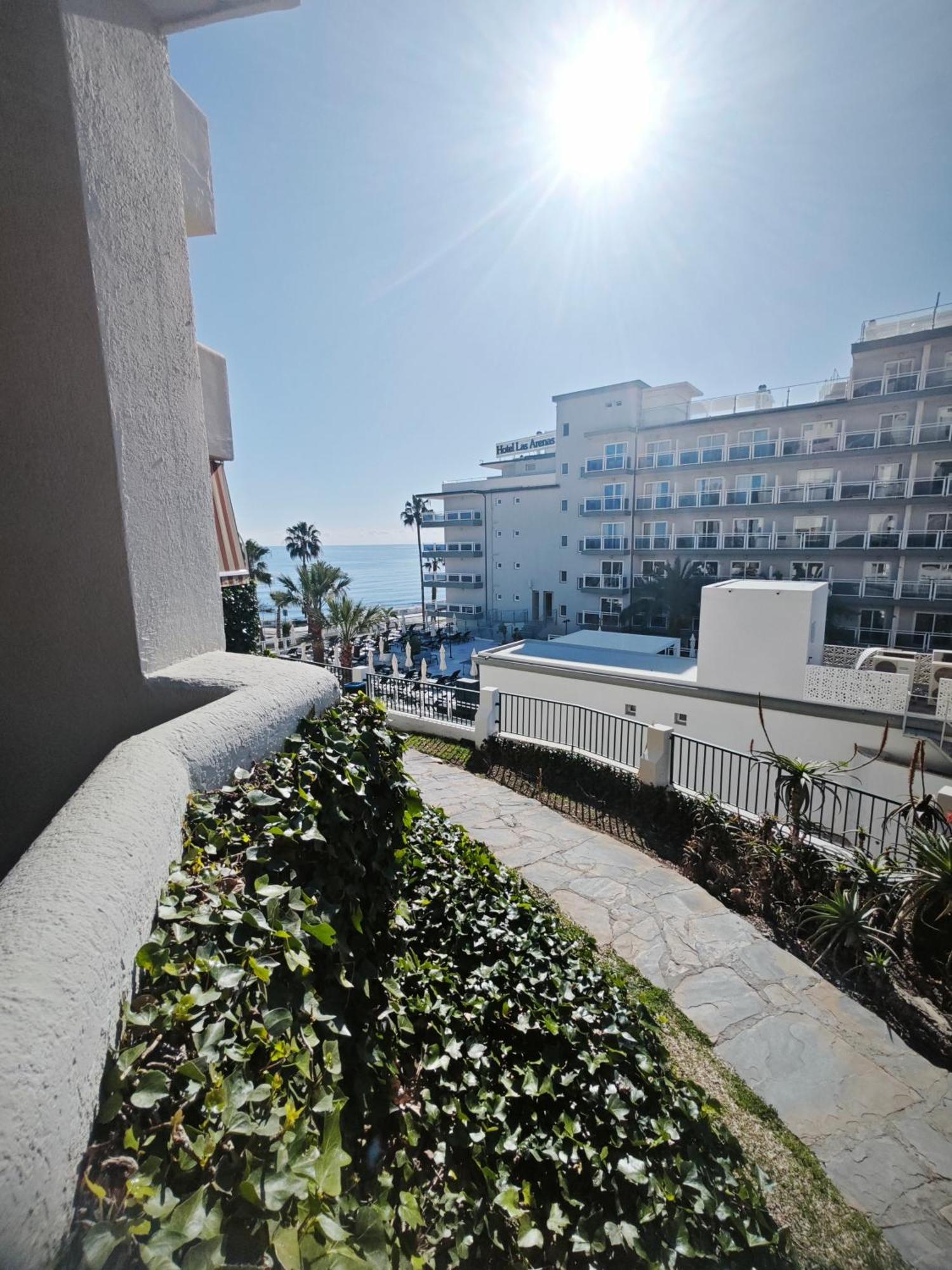 El Estudio De La Playa Benalbeach Vistas Al Mar بينالماذينا المظهر الخارجي الصورة